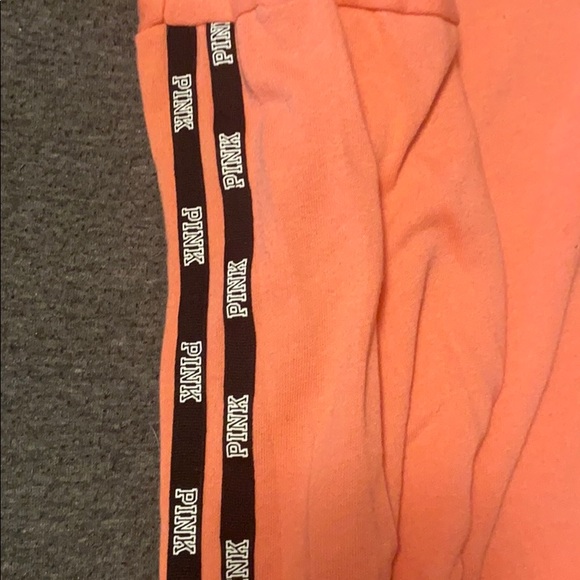 To small - Picture 3 of 3